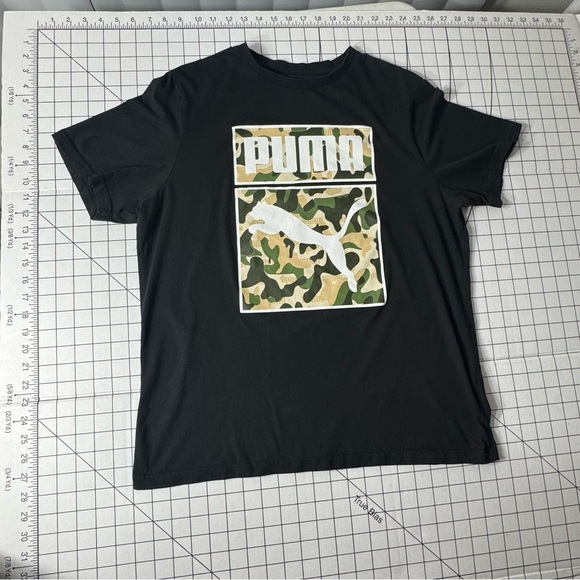 Puma‎ Black and Green Short Sleeve Tees Mens Large - Picture 1 of 5